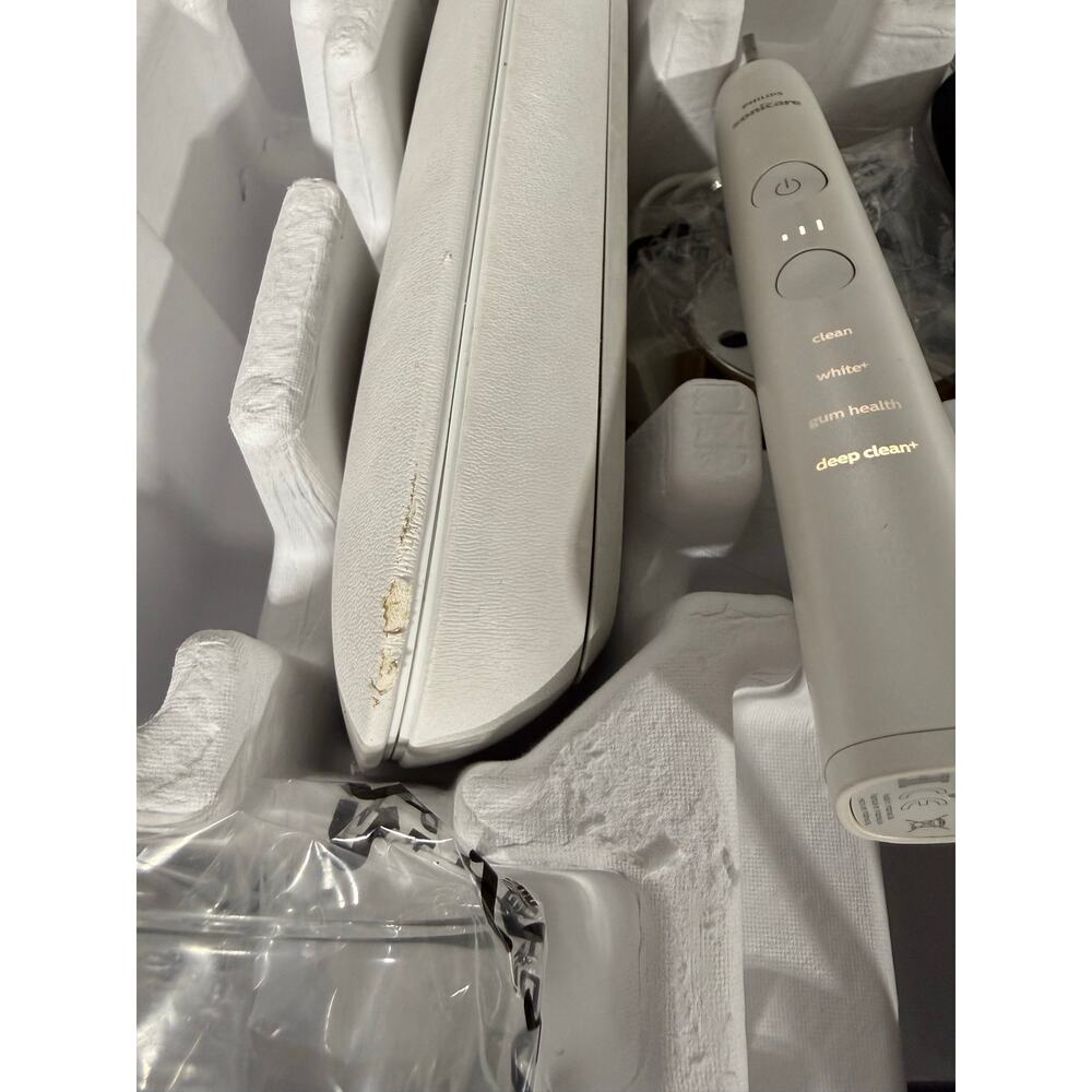 Philips Sonicare Diamond Clean - Picture 6 of 7